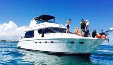 luxury yacht charter cancun yates