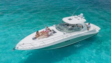 how much to rent a yacht in cancun