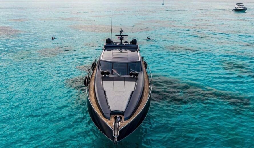 Yacht Sunseeker Predator 64