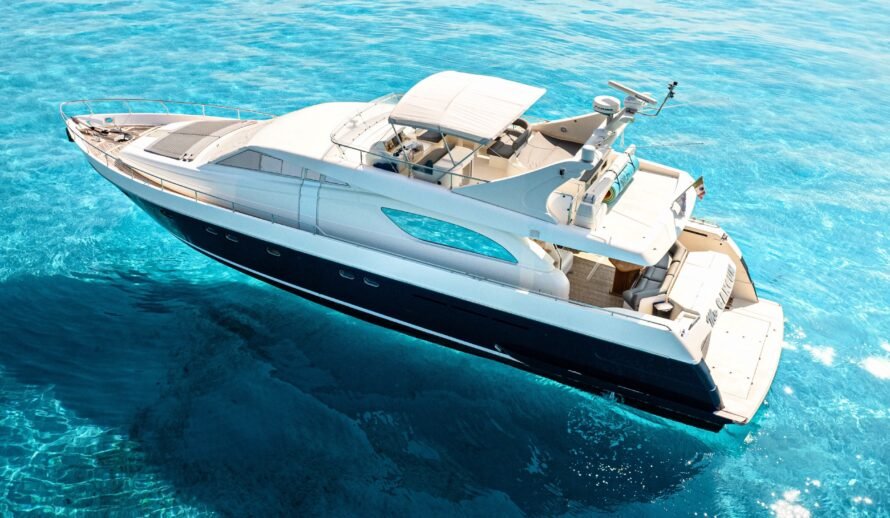 Ferretti 72 yacht in Cancun clear turquoise water side view
