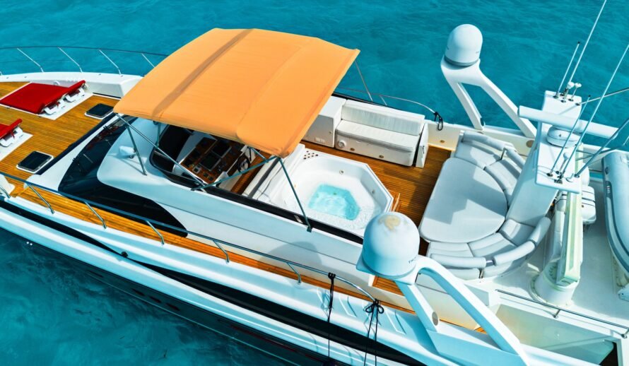 Dyna Craft 80 yacht sundeck relax area in Cancun Caribbean luxury yacht rental